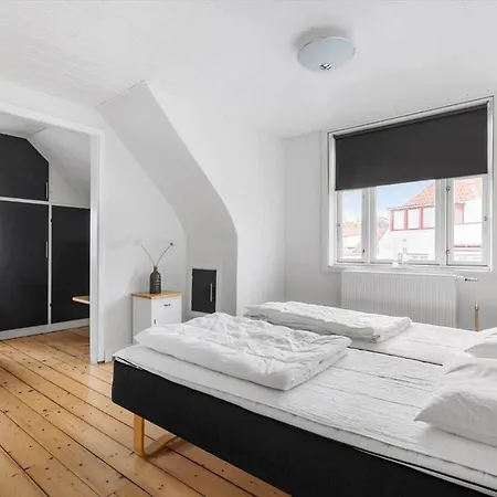 6816-allinge-ndr-strandvej-8 Ferienhaus